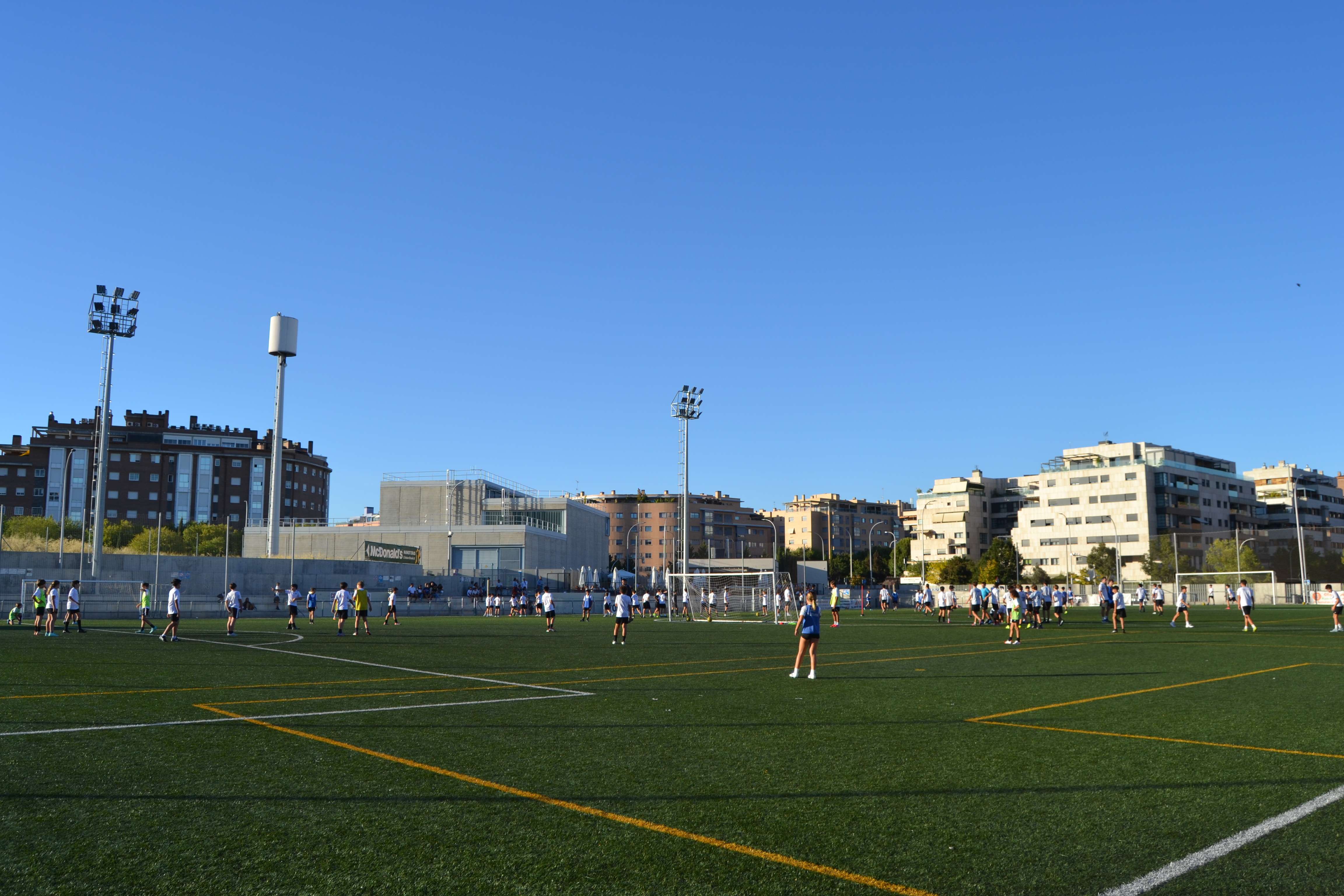 Campo de fútbol A.D. Oña Sanchinarro